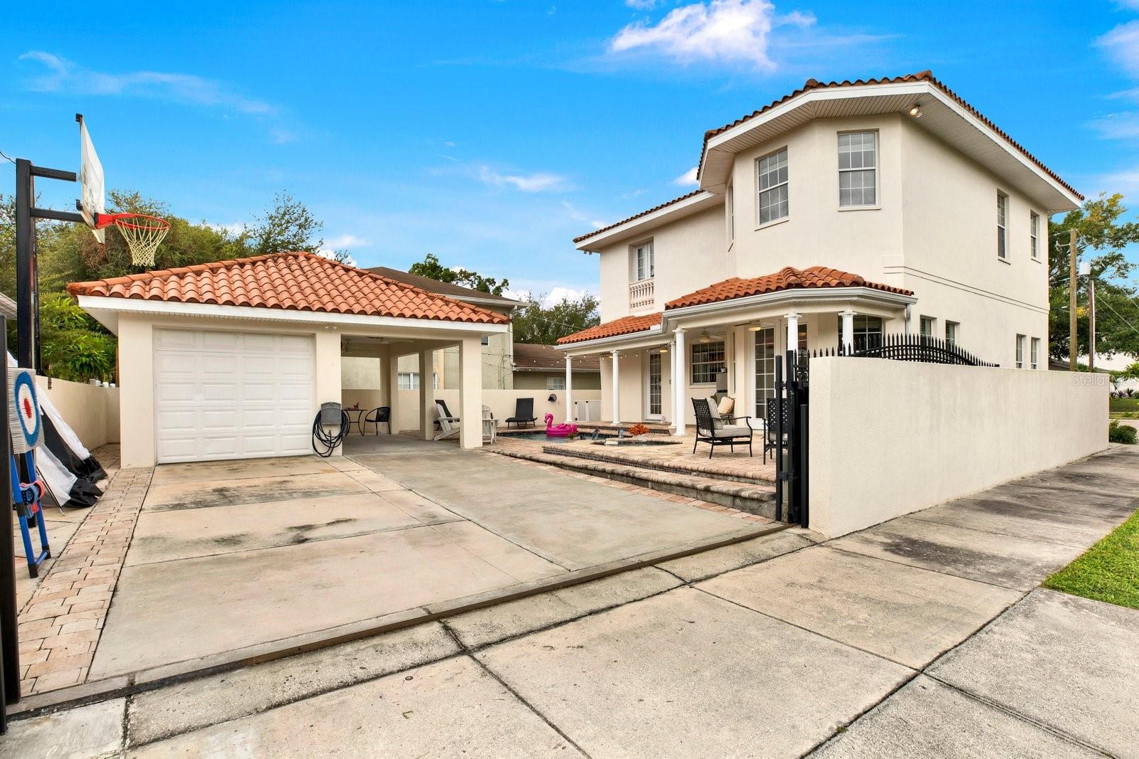 2721 N ROYAL CT — photo 45