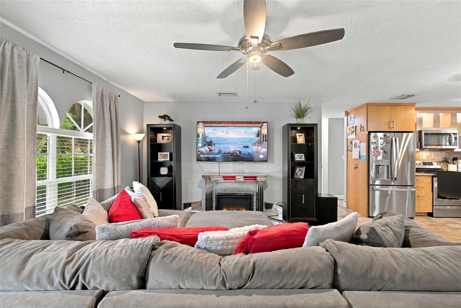 2801 W SAN ISIDRO ST — photo 11