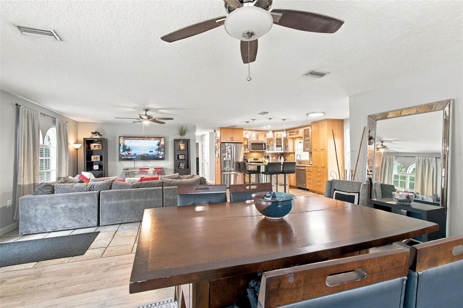 2801 W SAN ISIDRO ST — photo 8