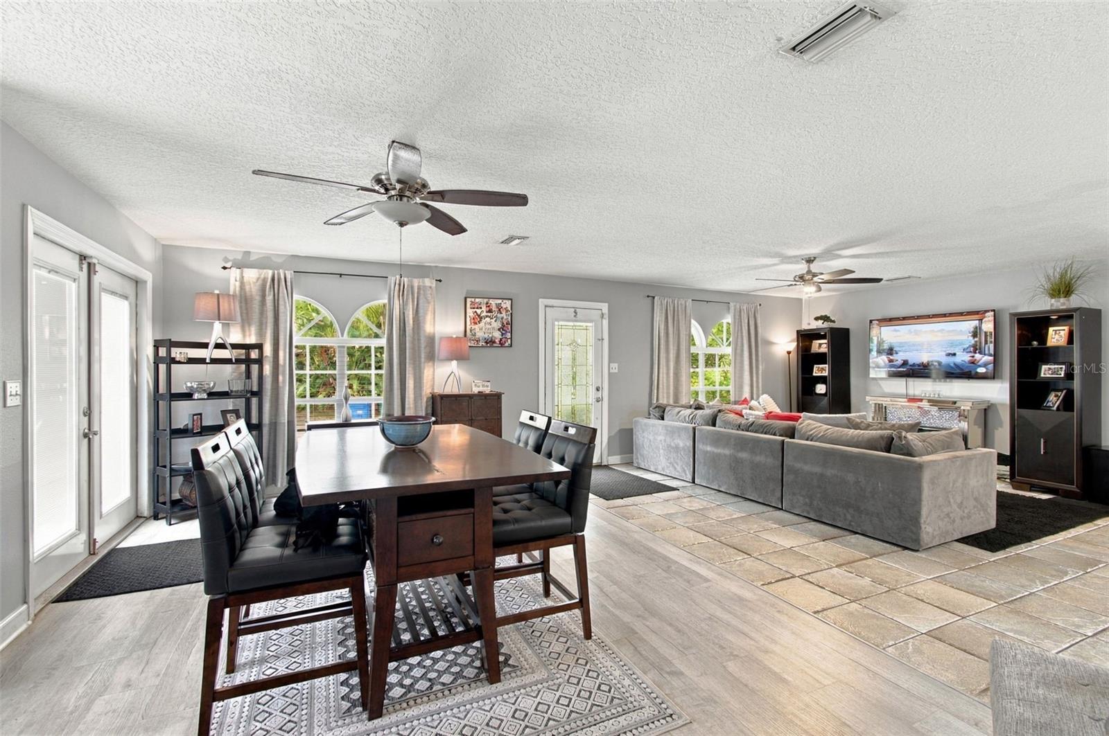 2801 W SAN ISIDRO ST — photo 4