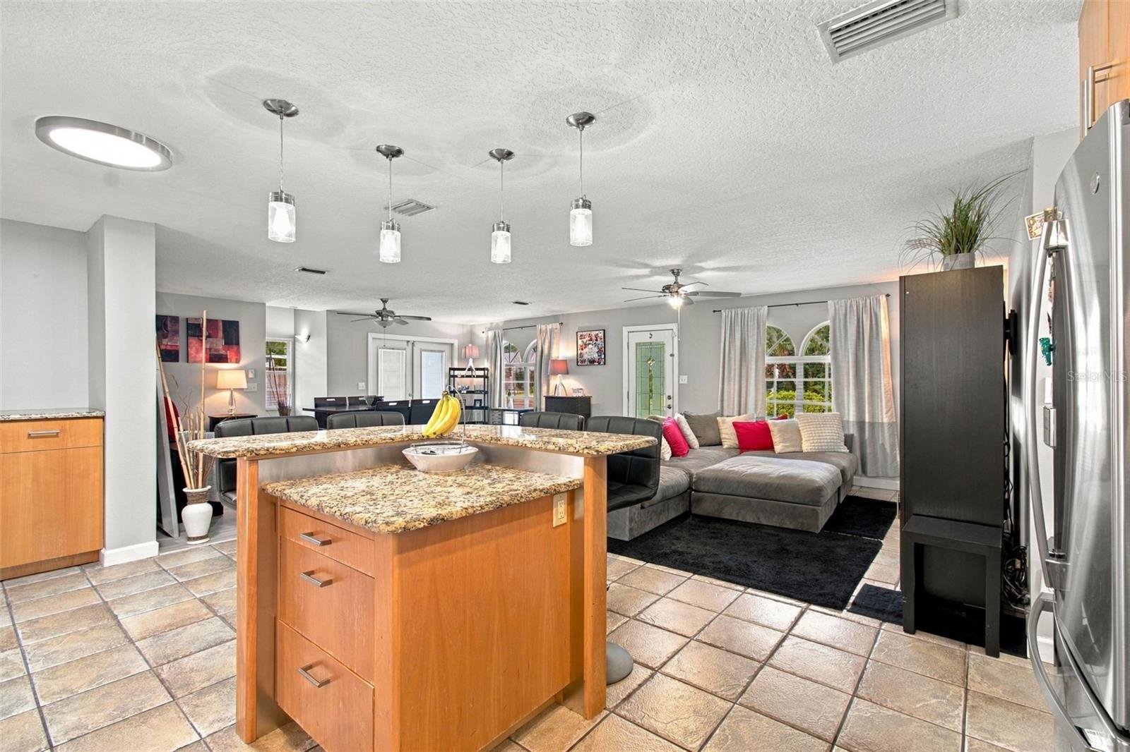 2801 W SAN ISIDRO ST — photo 16