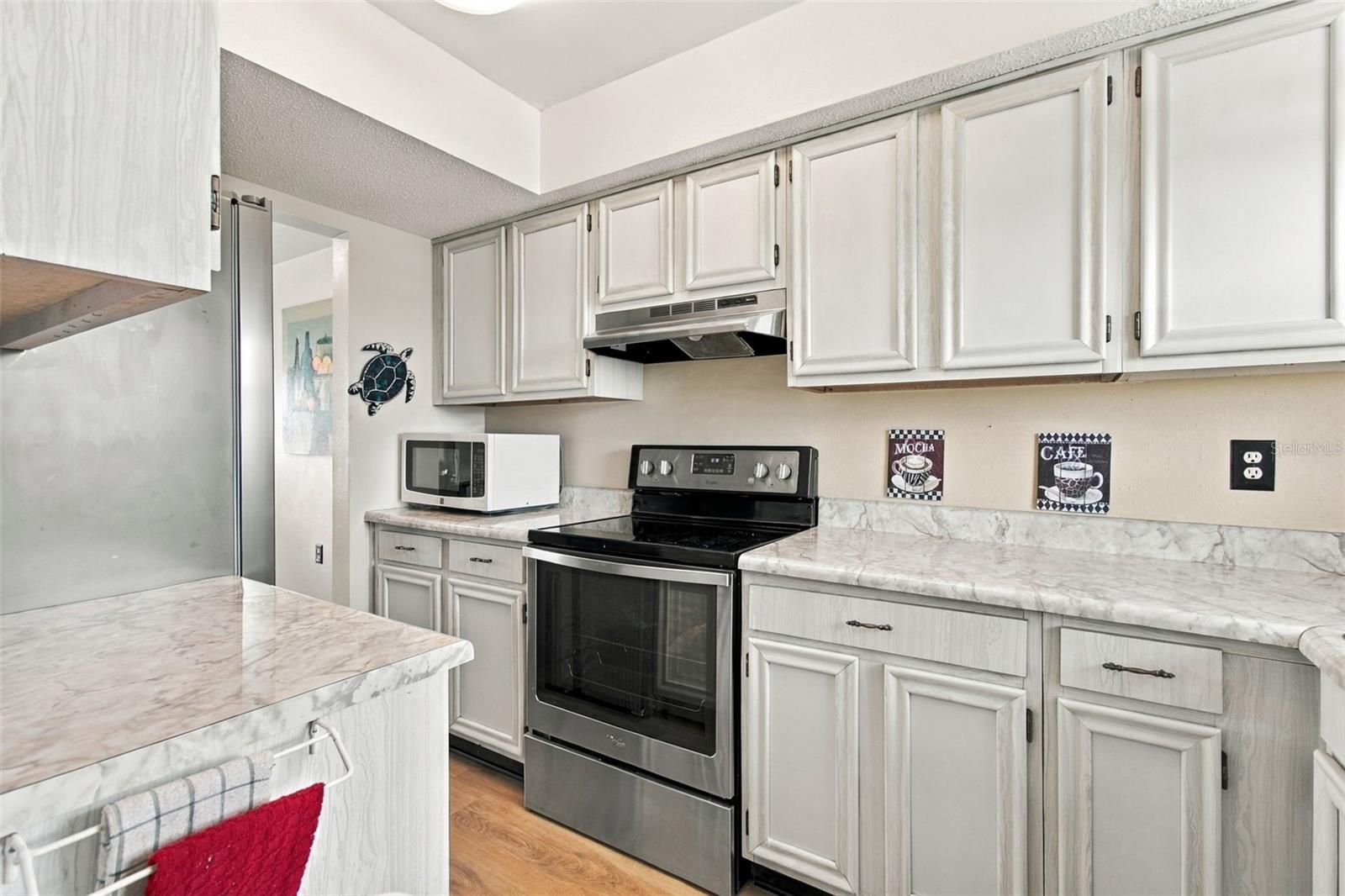 4939 FLORAMAR TER #605 — photo 7