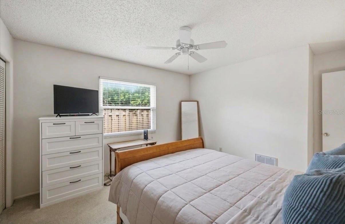 3379 HYDE PARK DR — photo 26
