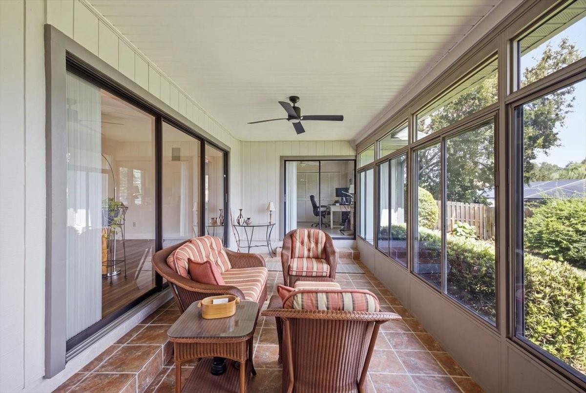 3379 HYDE PARK DR — photo 35