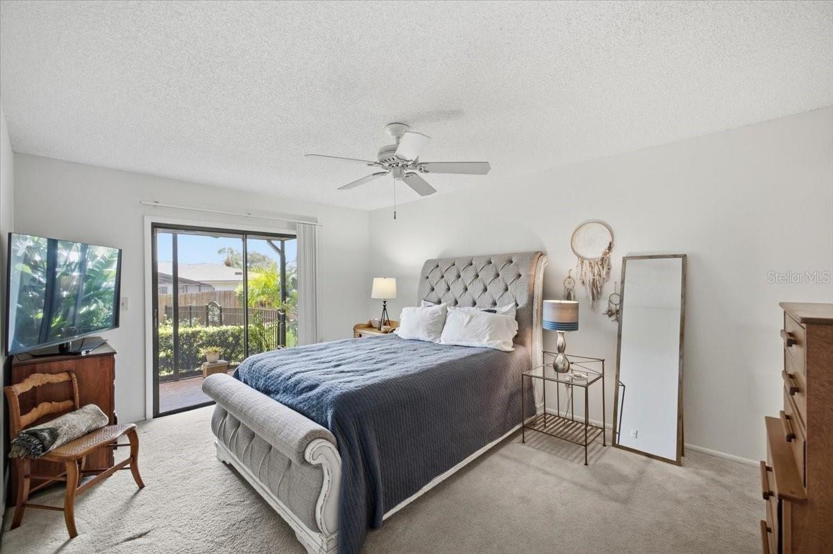 3379 HYDE PARK DR — photo 19