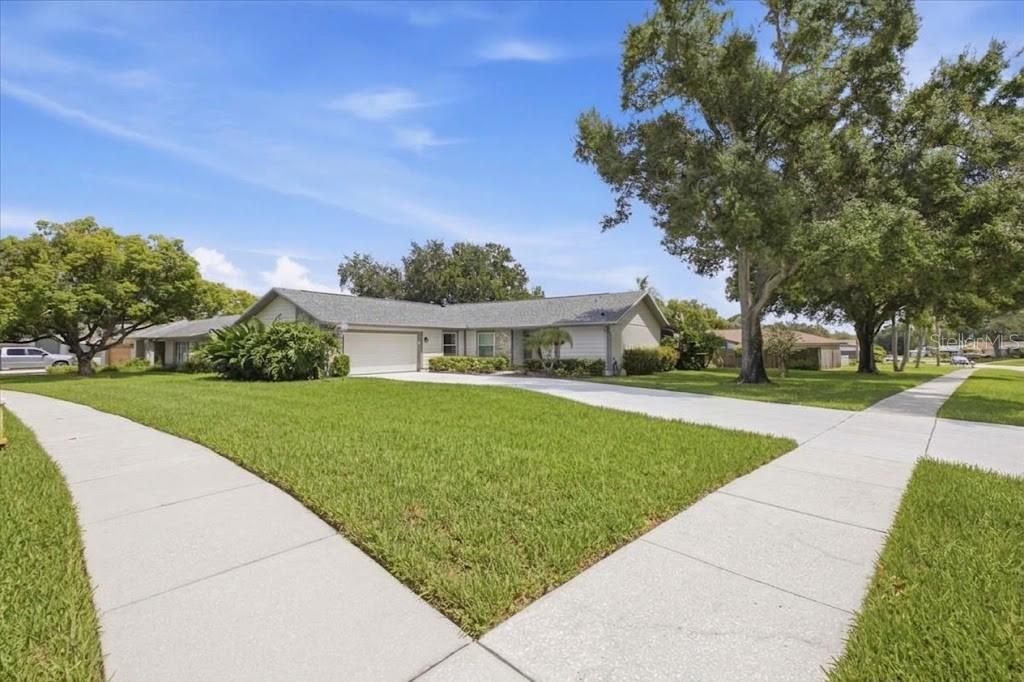 3379 HYDE PARK DR — photo 41