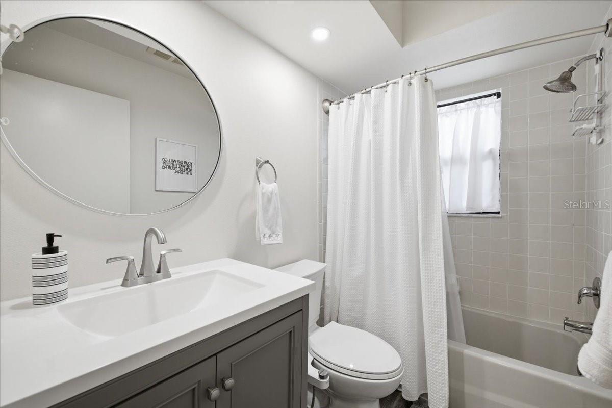 3379 HYDE PARK DR — photo 28