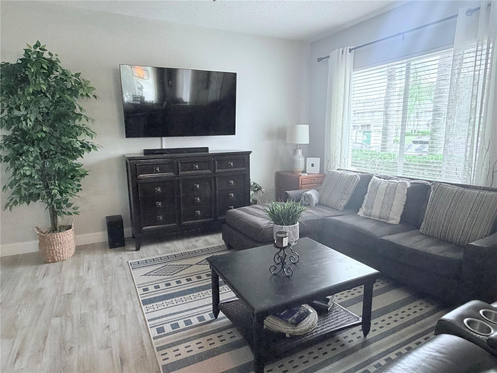 18120 PARADISE POINT DR — photo 10