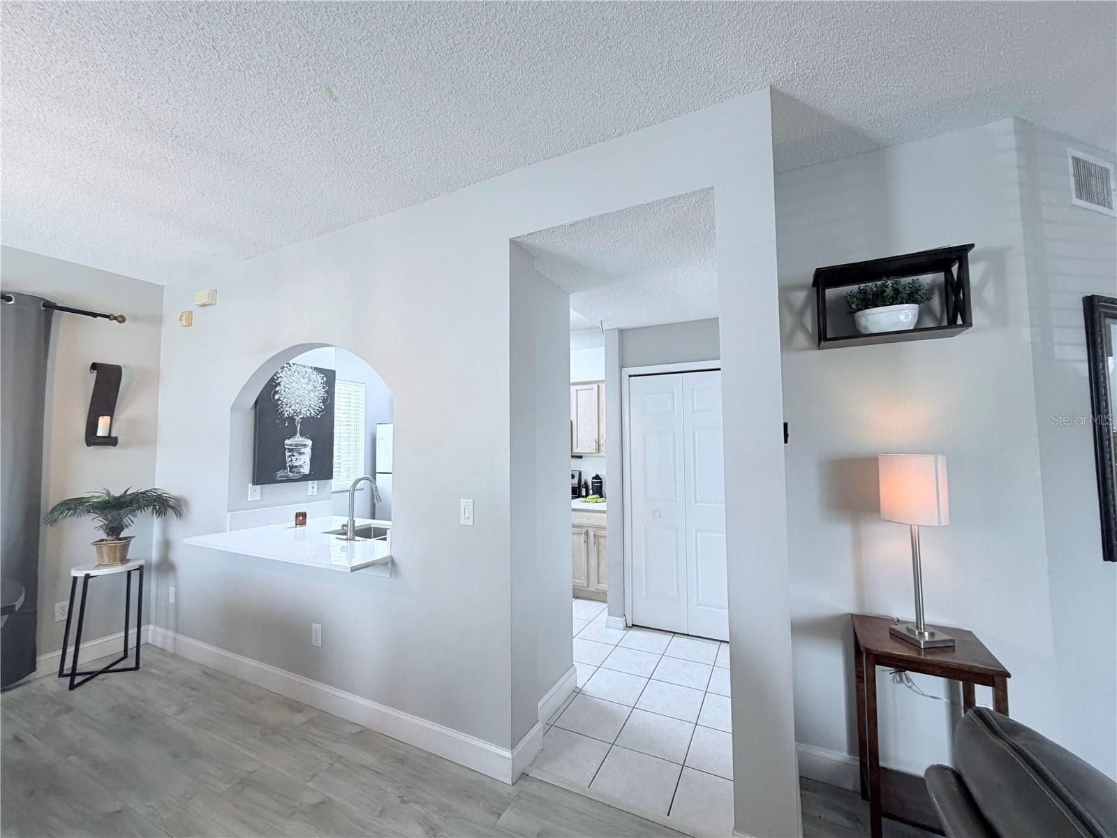 18120 PARADISE POINT DR — photo 3