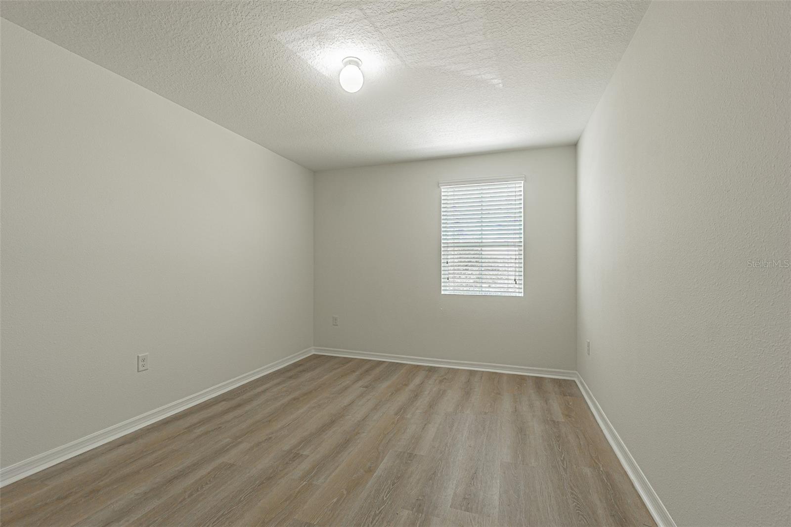 10536 WHISPERING HAMMOCK DR — photo 20