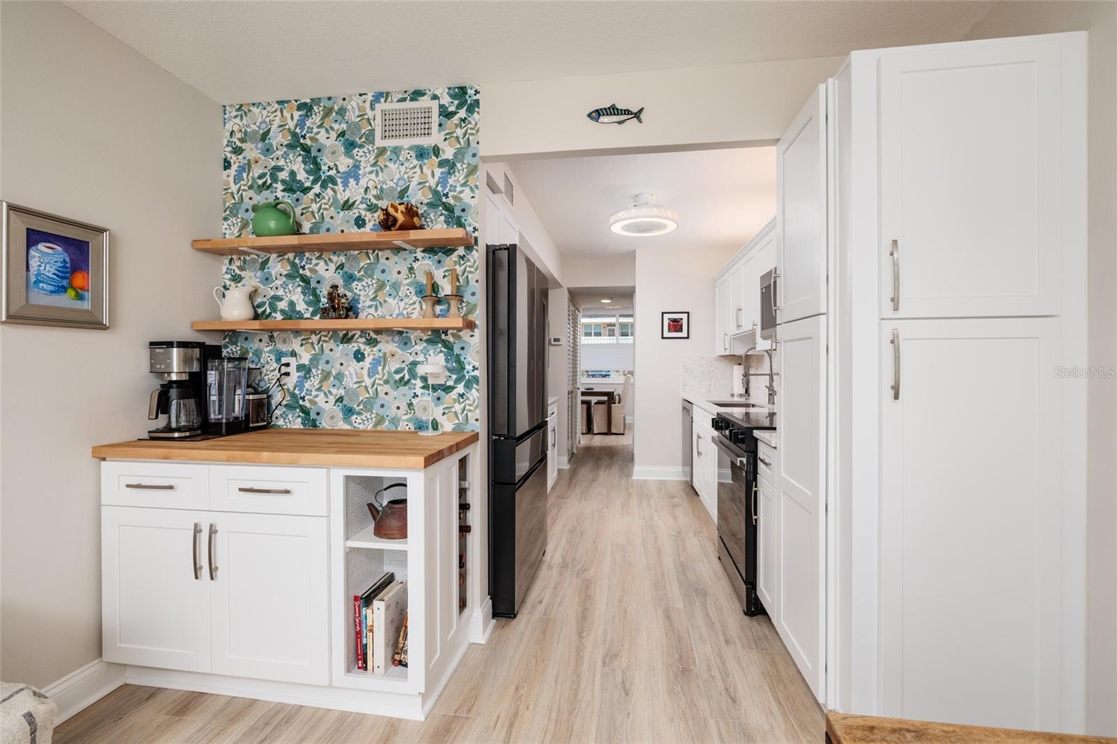4895 BAY ST NE #108 — photo 8