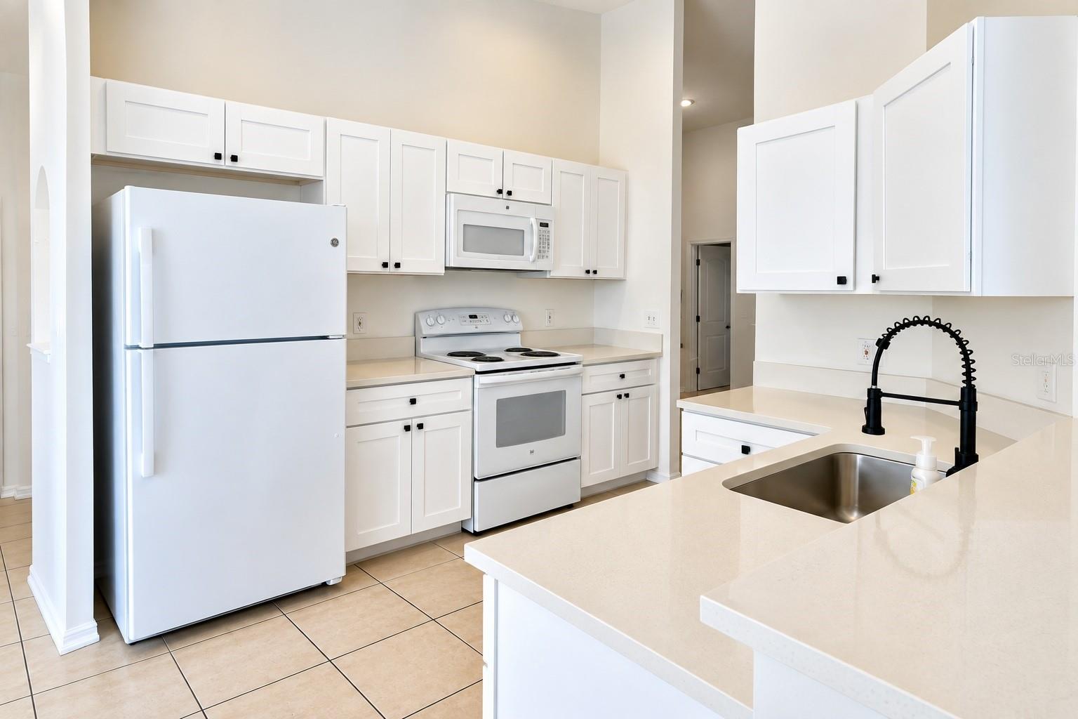 905 ROCKY MOUNTAIN CT — photo 4