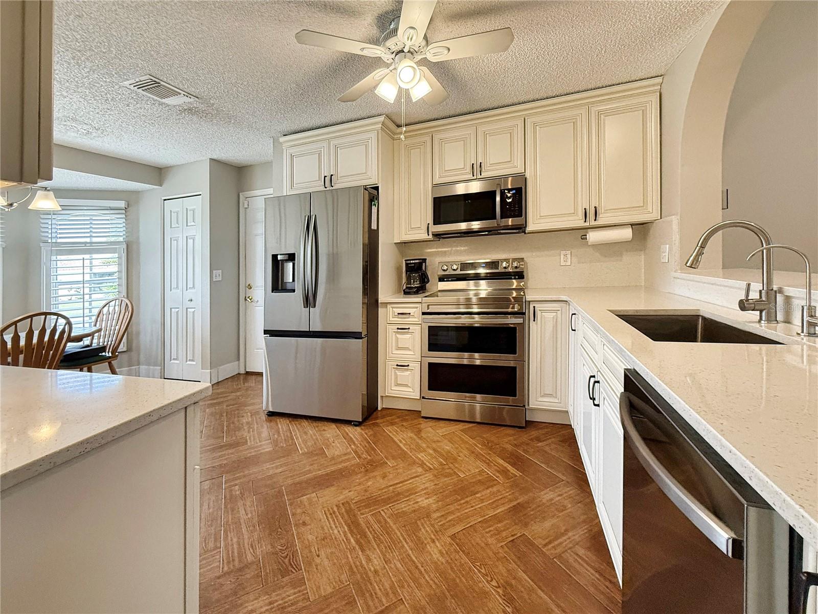 2503 RUNNINGBROOKE WAY — photo 12