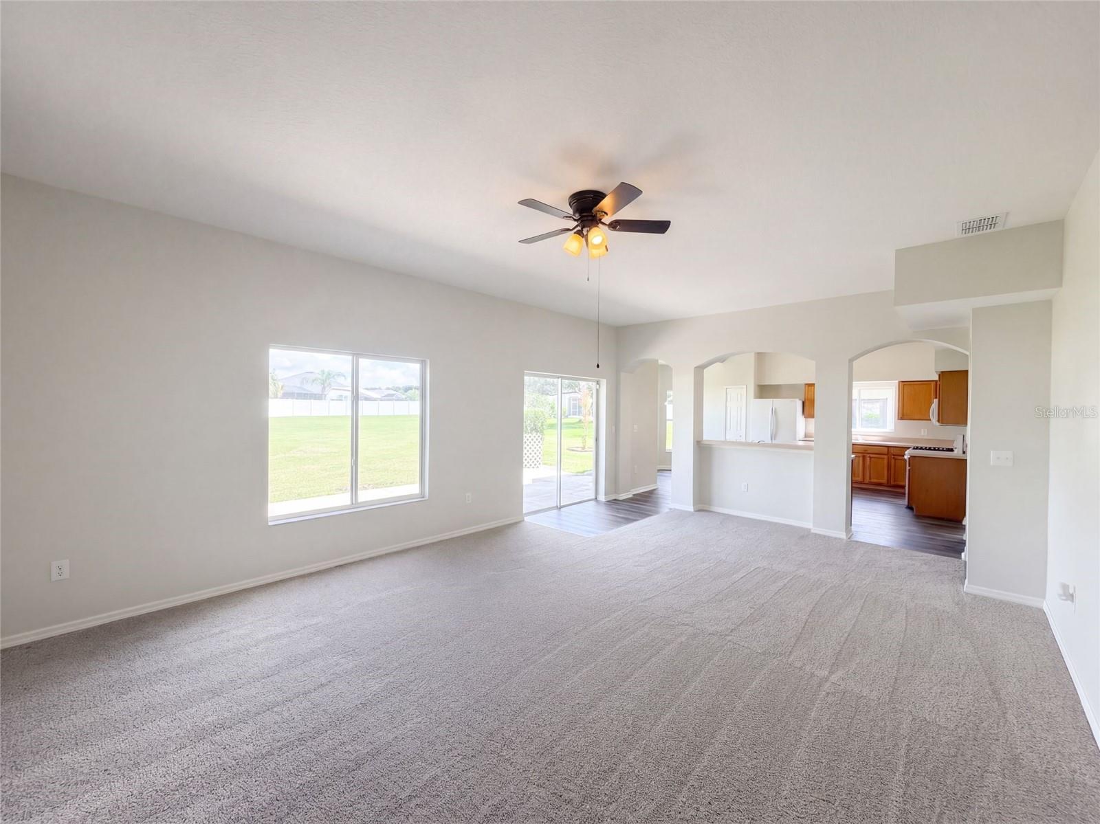 4920 TRINIDAD DR — photo 8