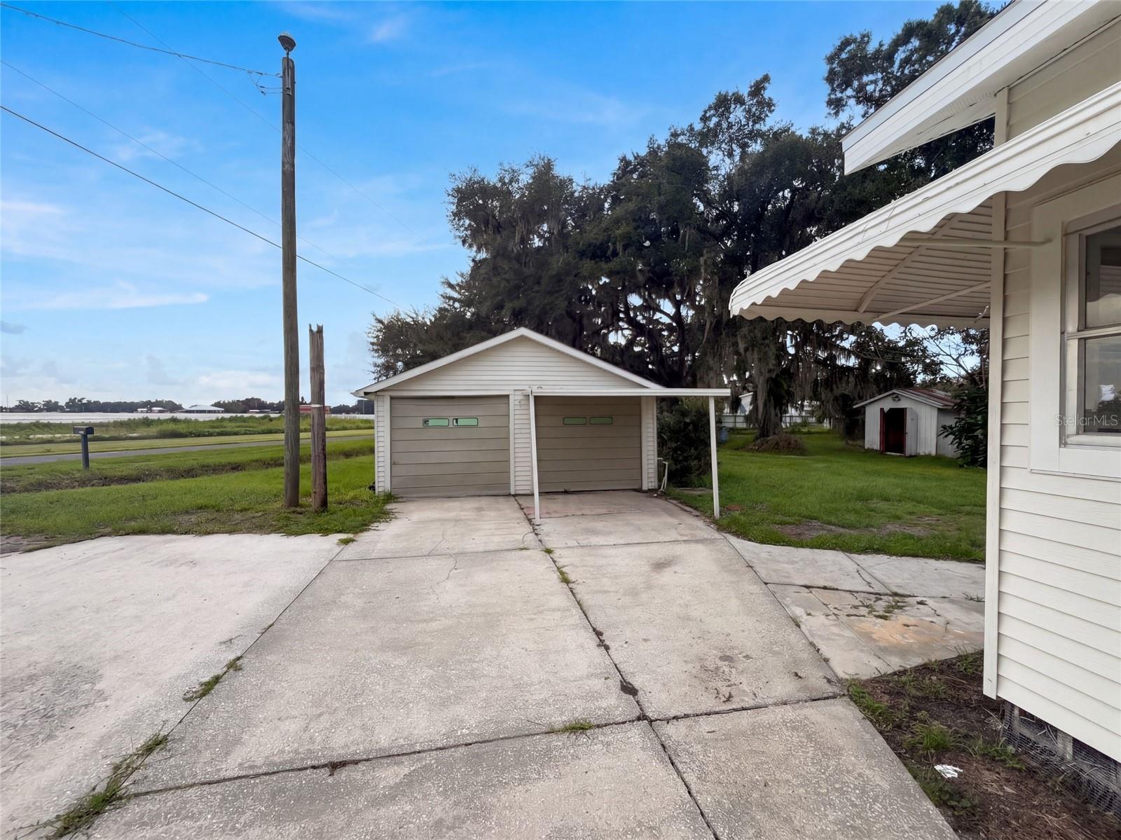 4805 CORONET RD — photo 8