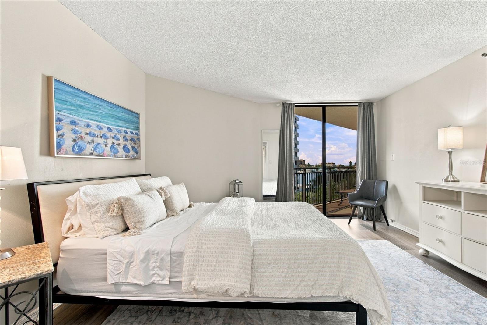 690 ISLAND WAY #511 — photo 7