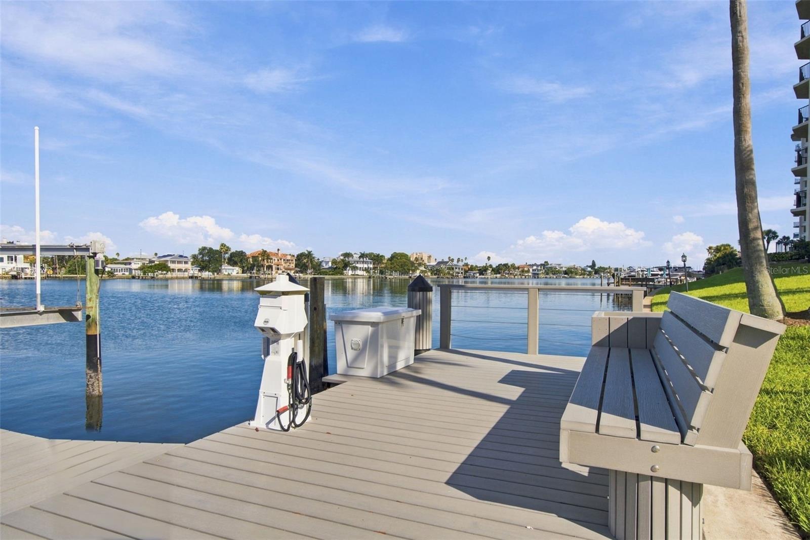 690 ISLAND WAY #511 — photo 42