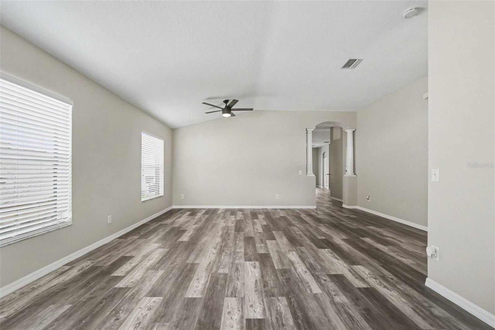 4204 MORNING BREEZE CT — photo 7