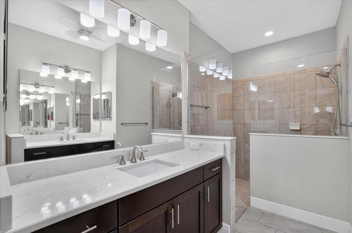 11699 OKALOOSA DR — photo 34