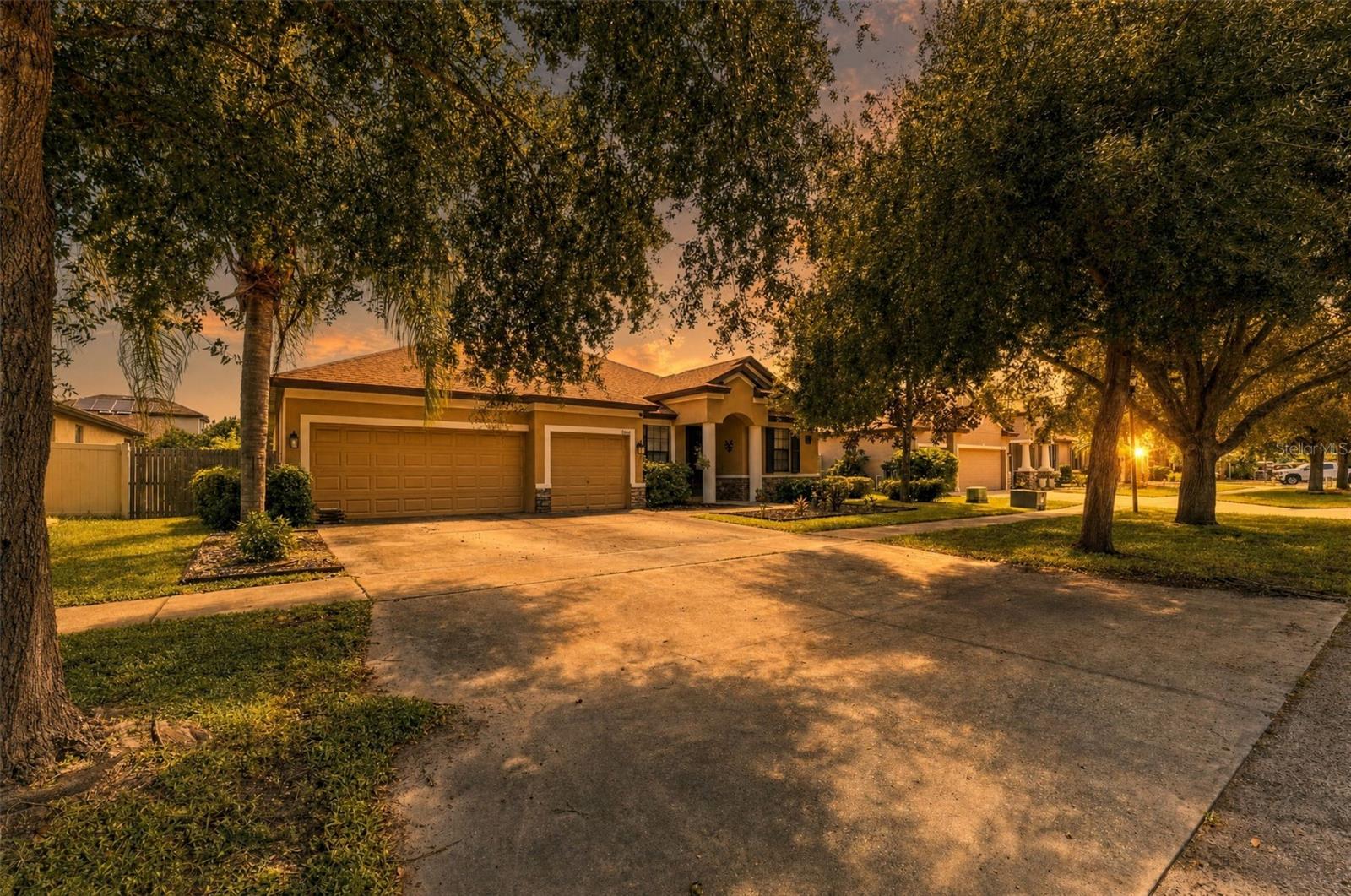 9808 CARR RD — photo 4