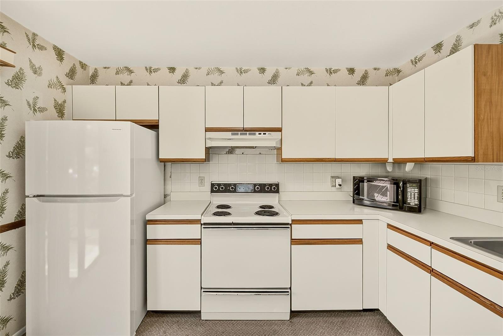 4031 ARROWWOOD CT — photo 8