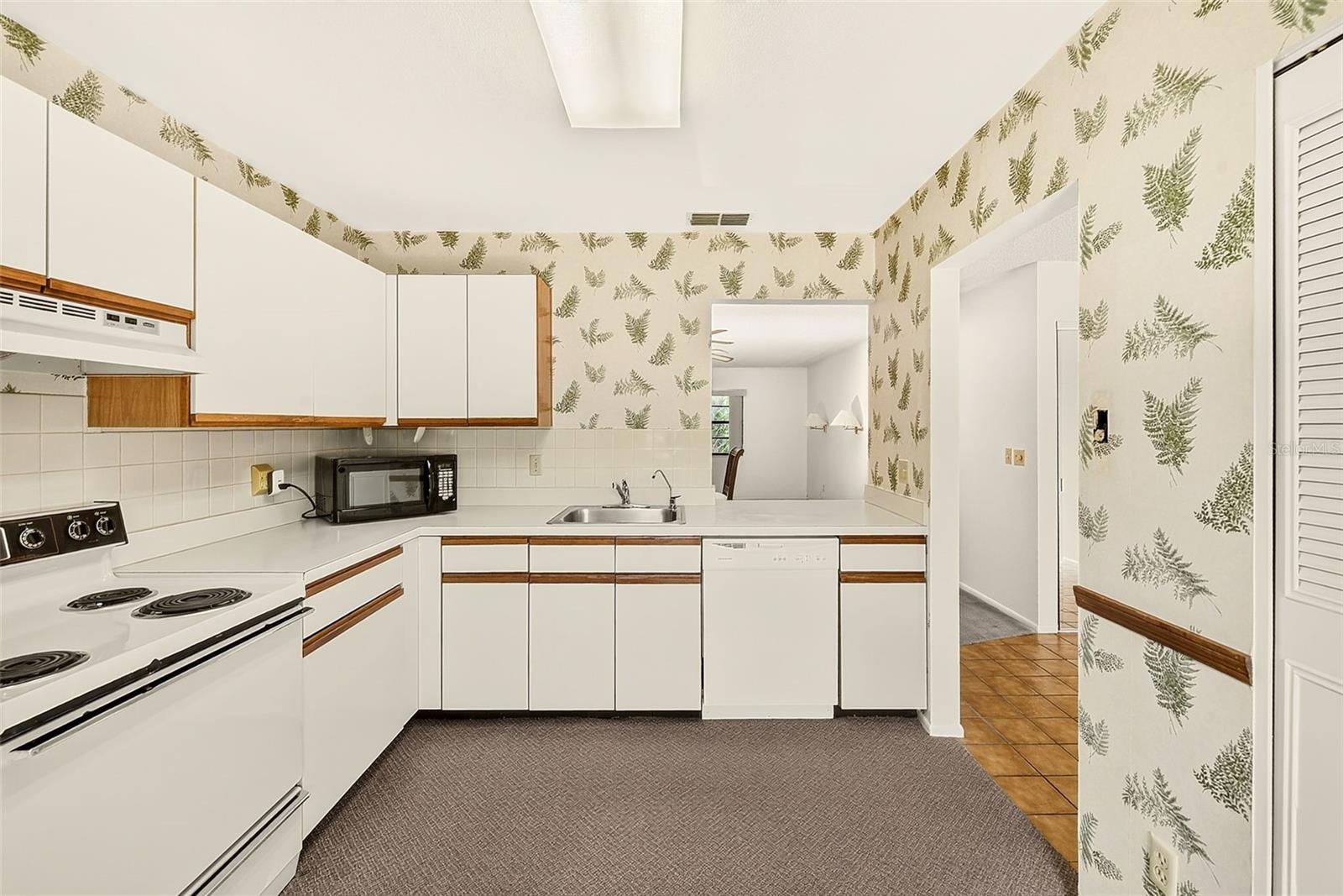 4031 ARROWWOOD CT — photo 9