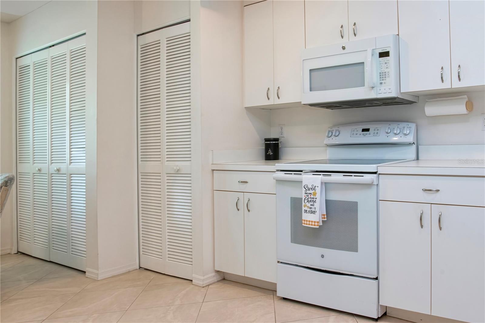 2203 MAYFIELD OAKS PL — photo 16