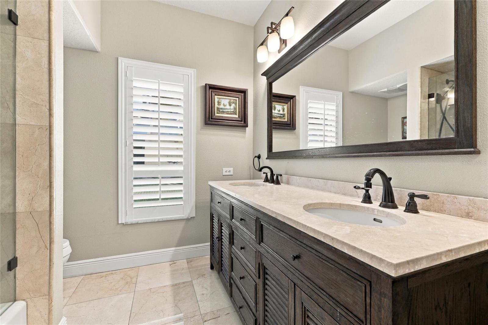5037 WESLEY DR — photo 29
