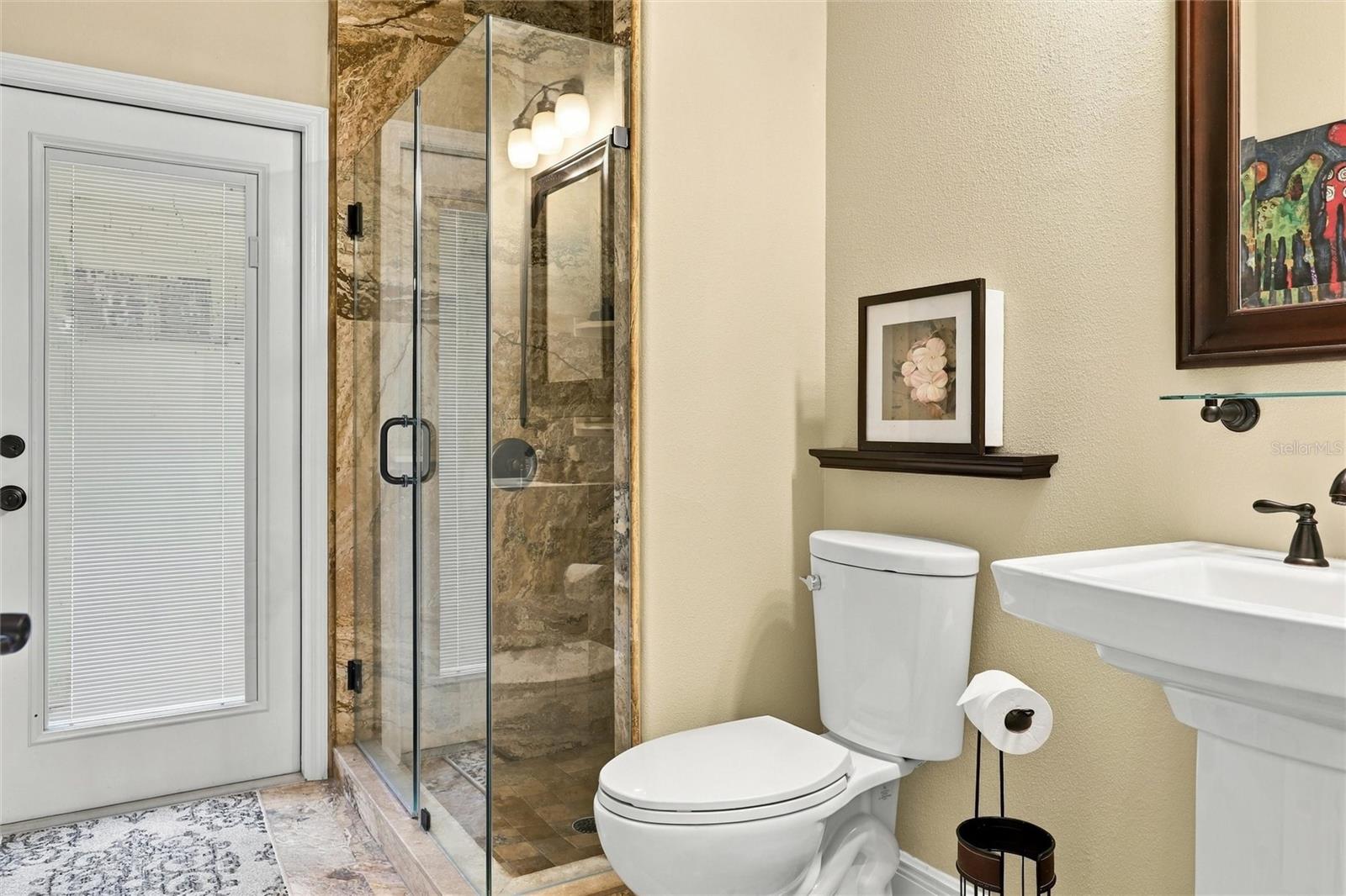 5037 WESLEY DR — photo 27