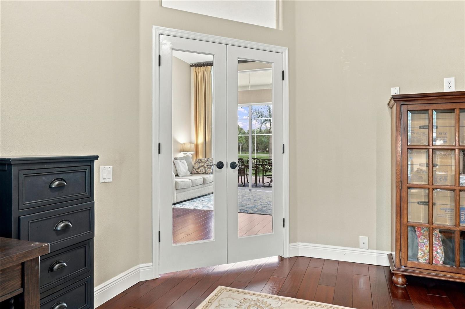 5037 WESLEY DR — photo 20