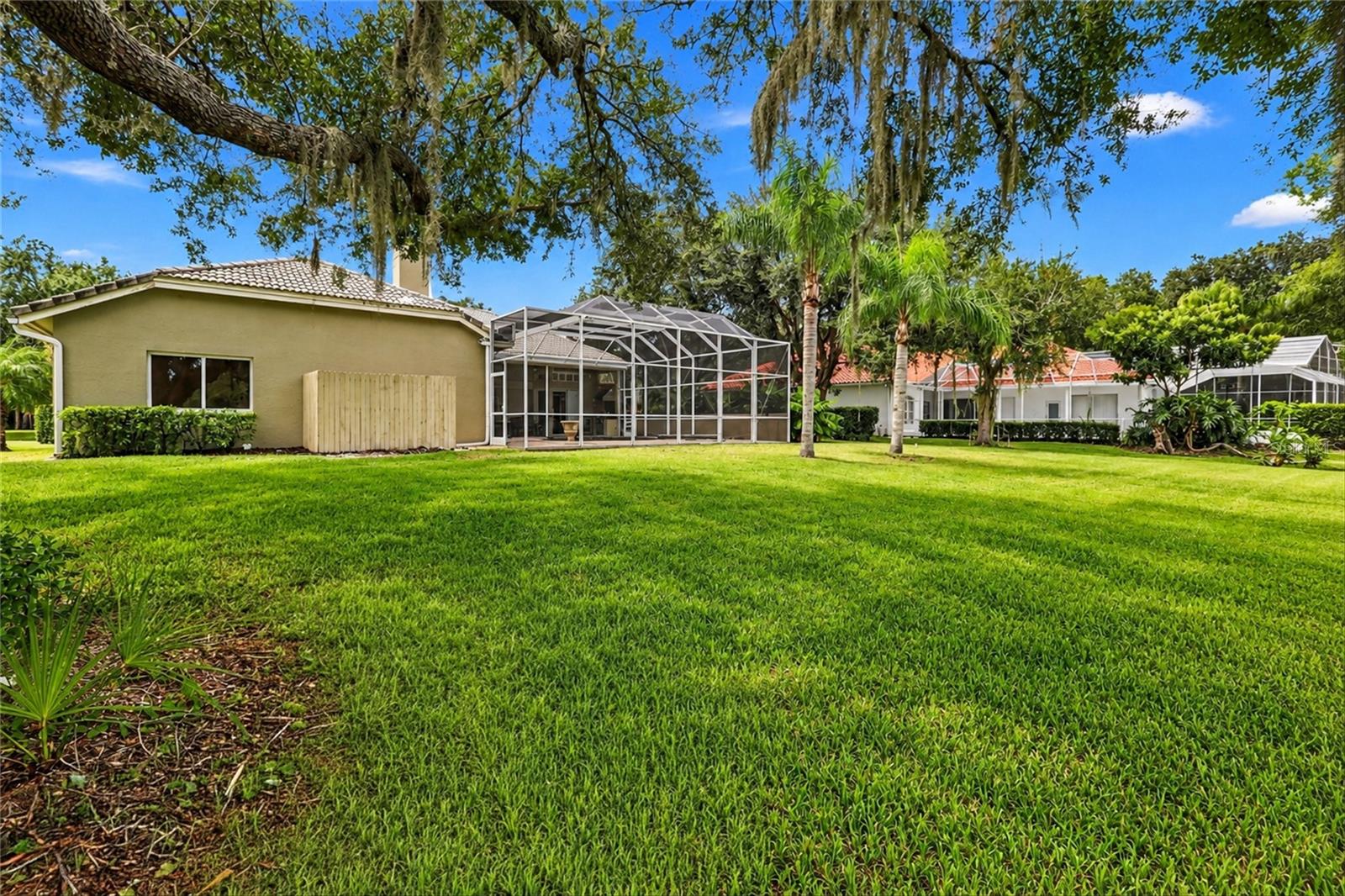 5037 WESLEY DR — photo 42