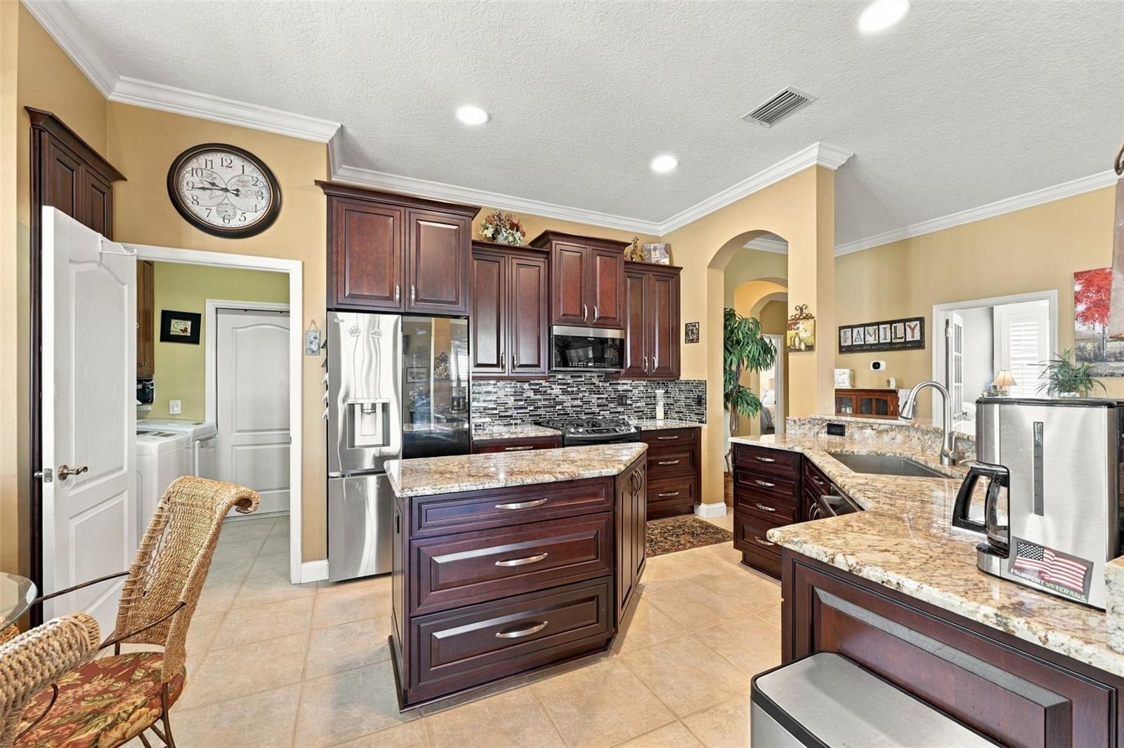 1106 EMERALD DUNES DR — photo 21