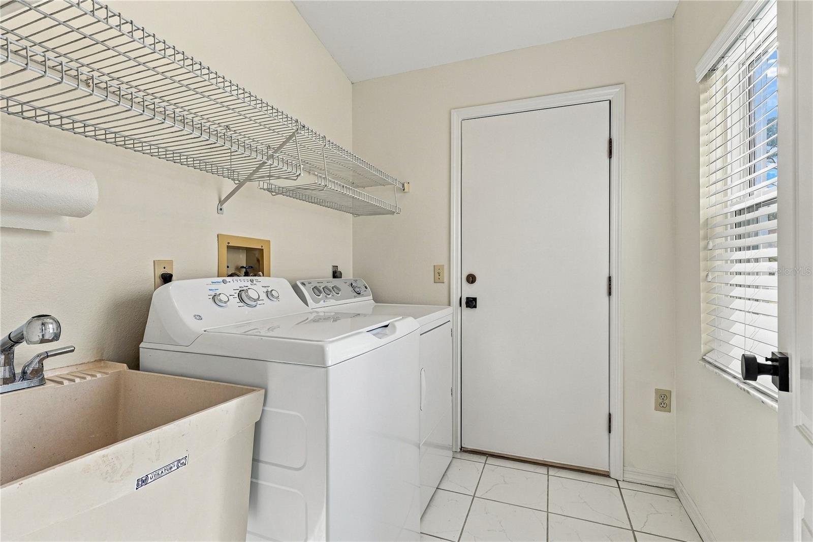5816 BEAURIVAGE AVE — photo 33