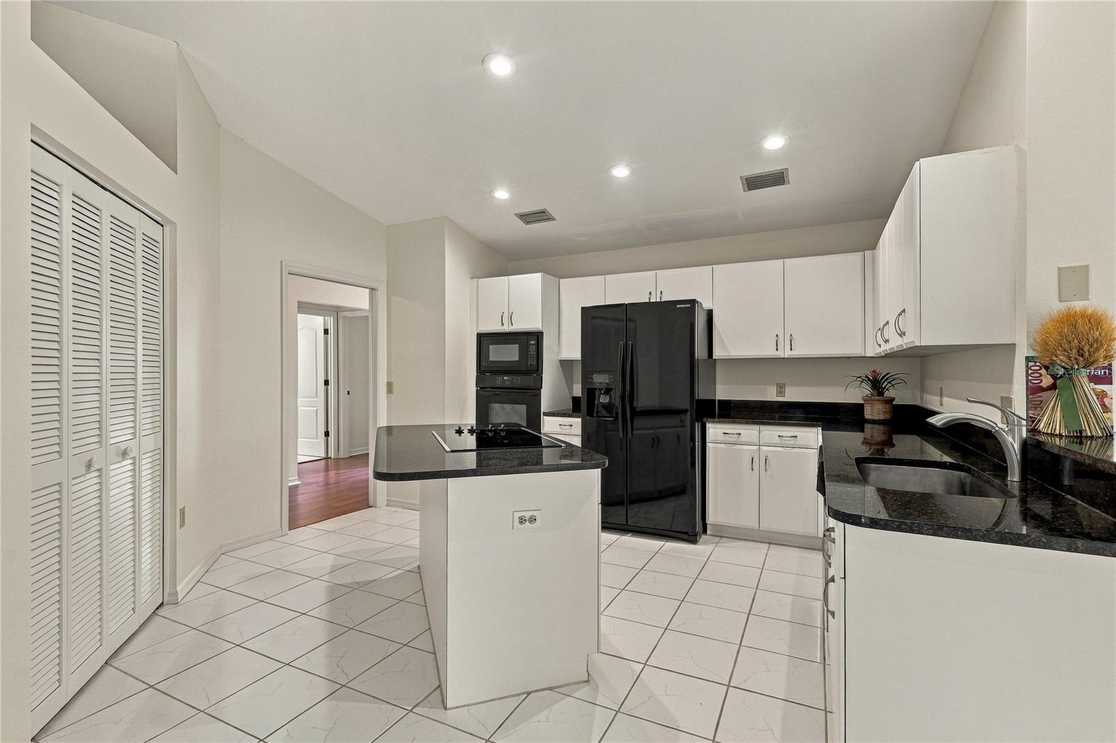 5816 BEAURIVAGE AVE — photo 13