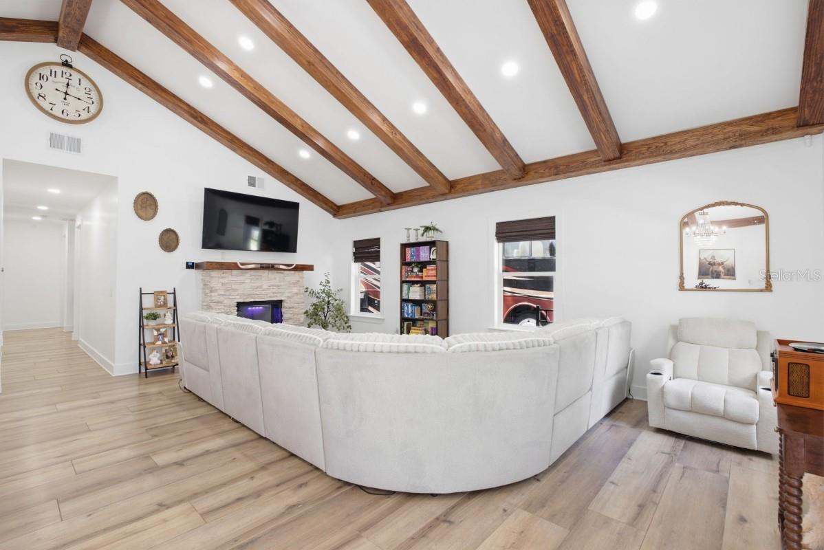4710 W BAY VIEW AVE — photo 31
