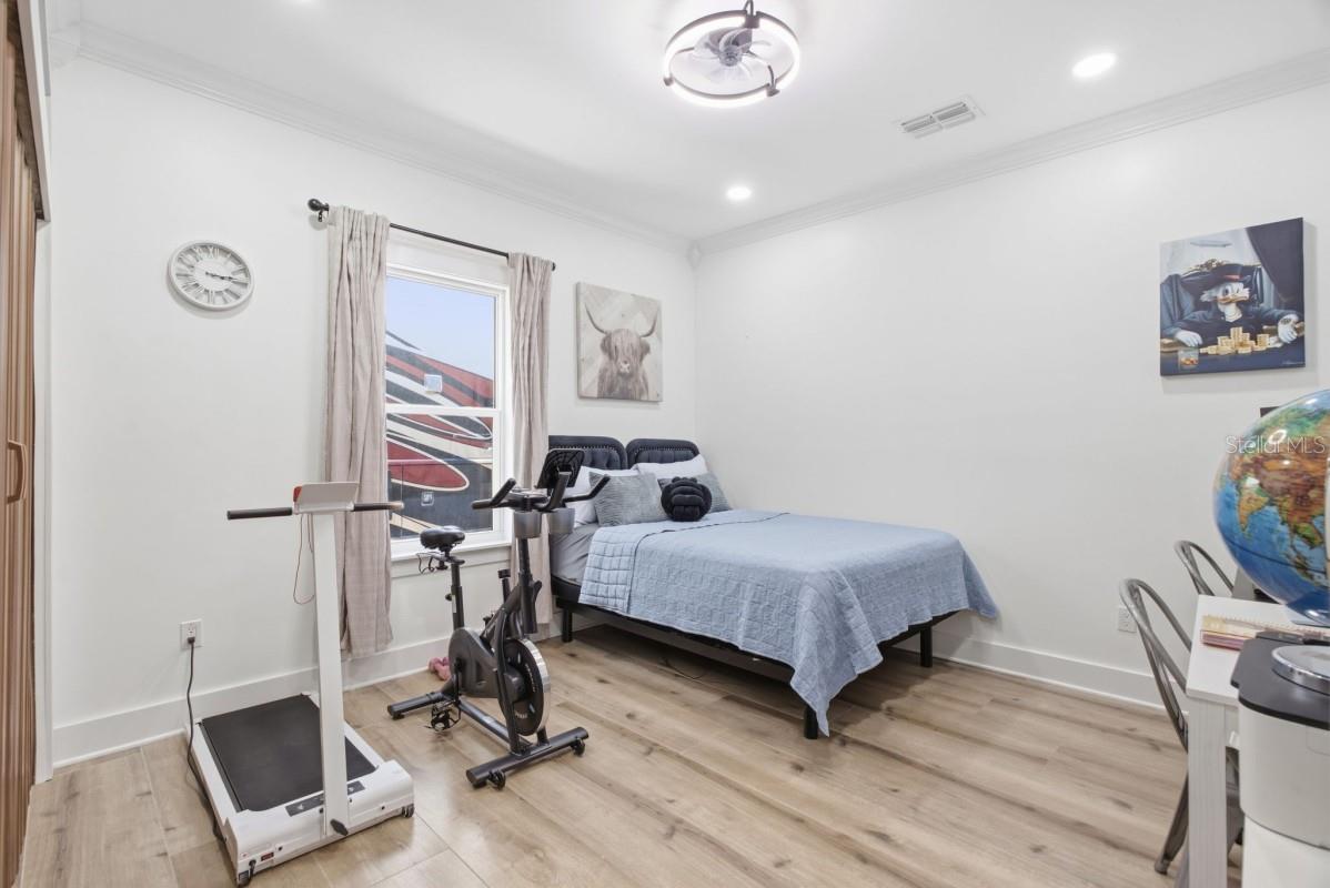 4710 W BAY VIEW AVE — photo 44