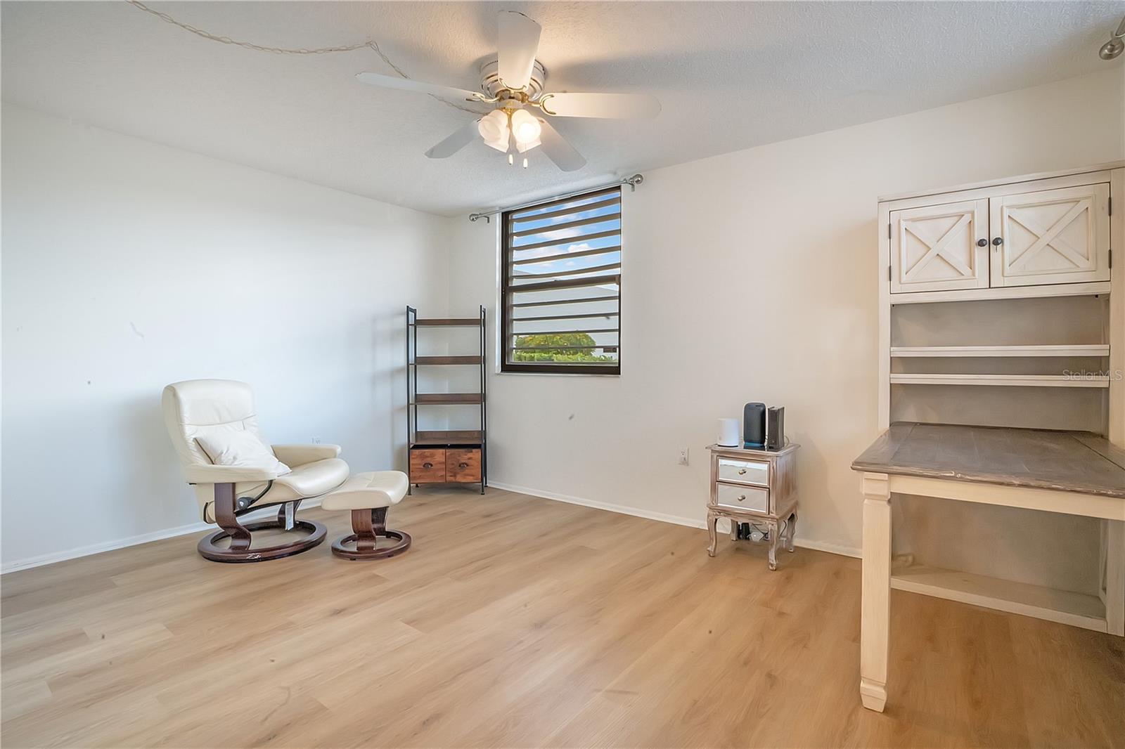 597 LAKESIDE DR #205 — photo 27