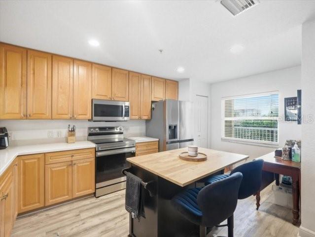 425 150TH AVE #2302 — photo 9