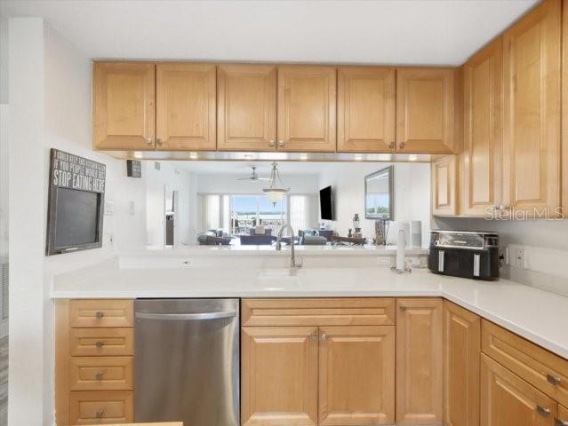 425 150TH AVE #2302 — photo 12