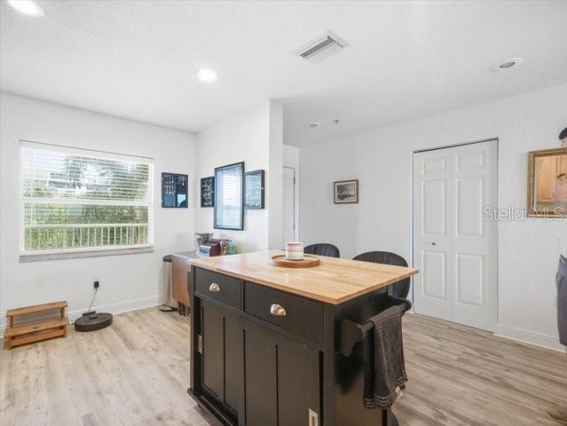 425 150TH AVE #2302 — photo 26