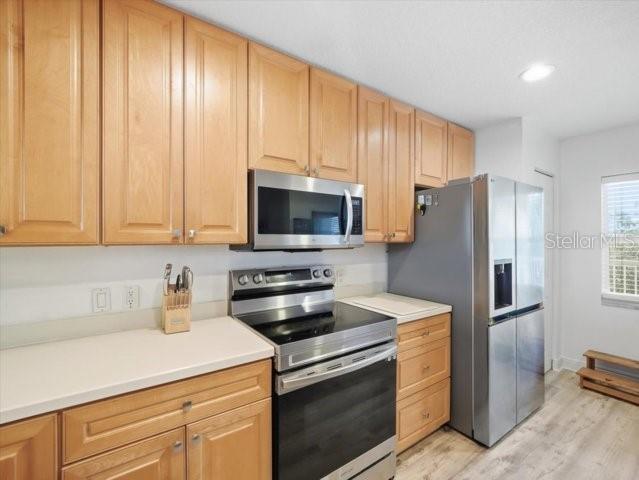 425 150TH AVE #2302 — photo 11