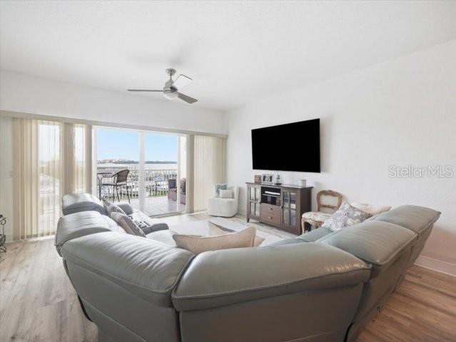 425 150TH AVE #2302 — photo 21