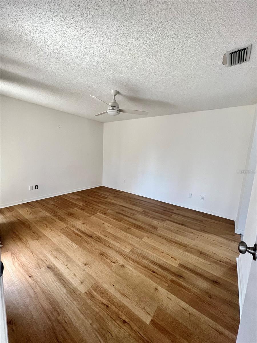 2132 JO AN DR — photo 11