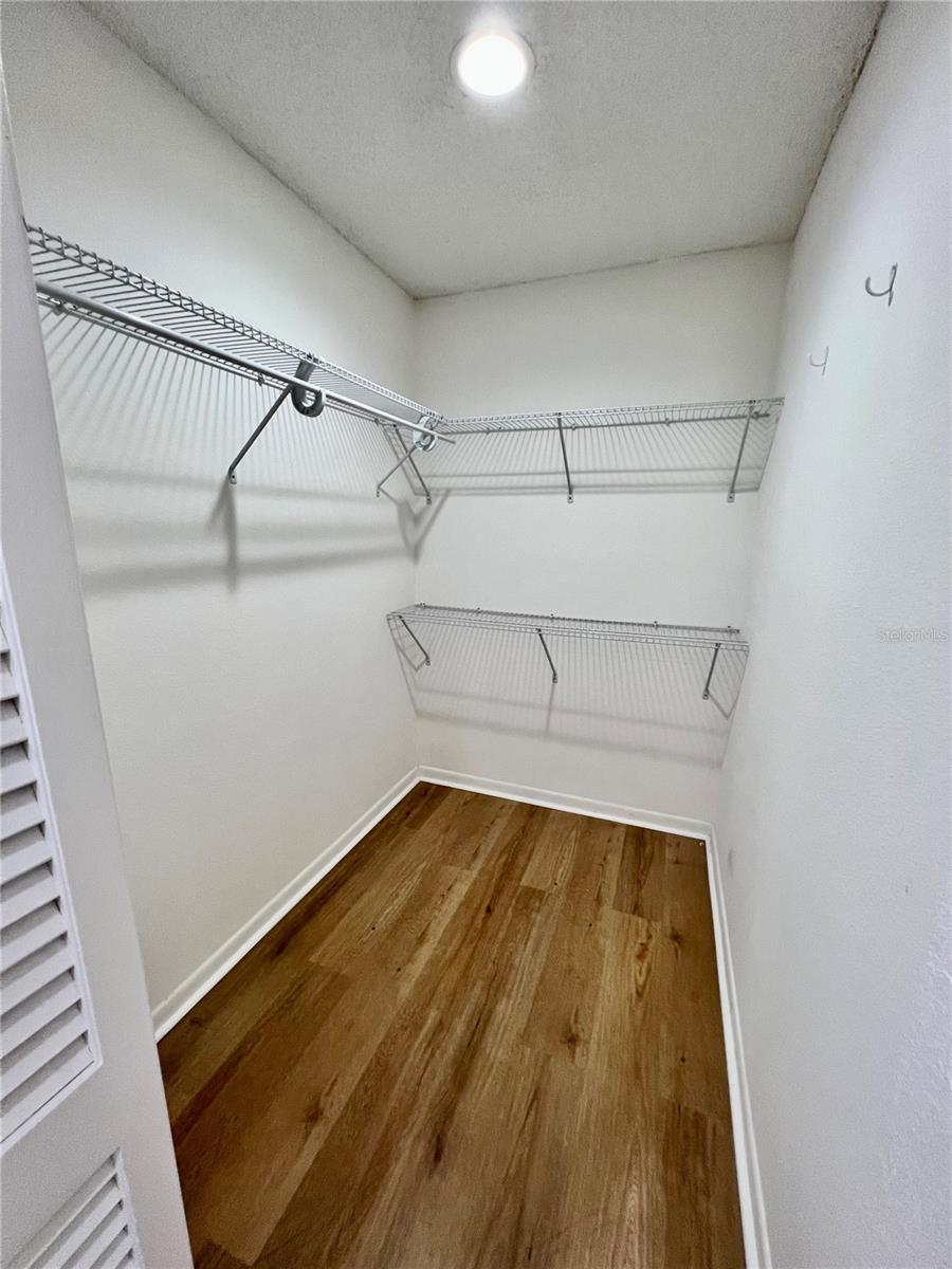 2132 JO AN DR — photo 17