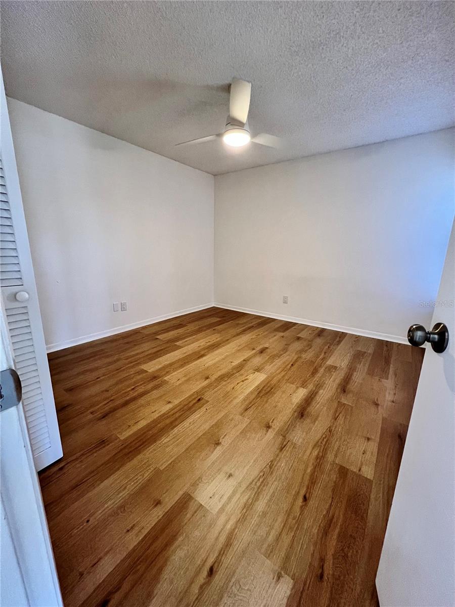 2132 JO AN DR — photo 9