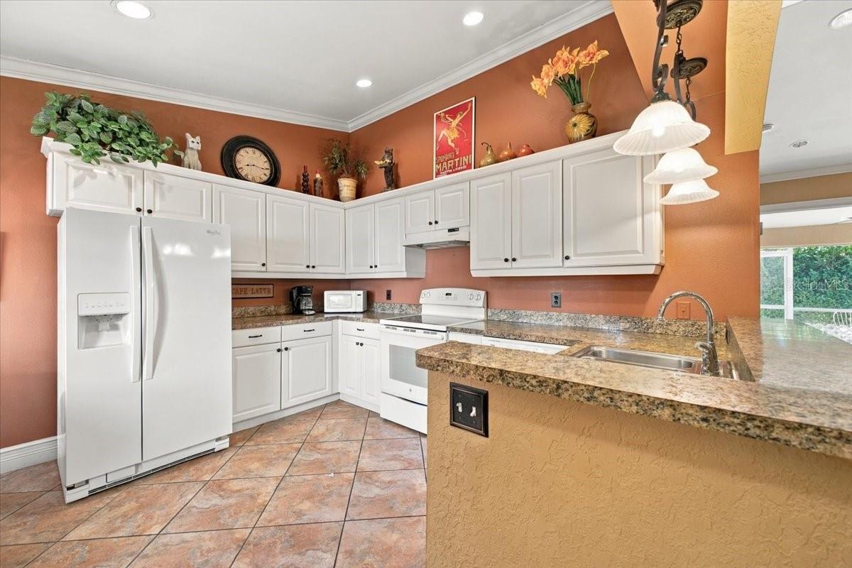 5617 MONTE ROSSO RD — photo 9