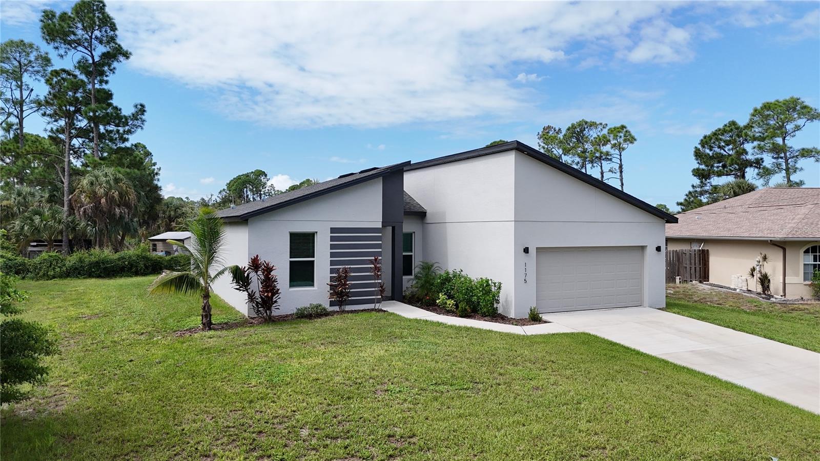 1175 E HALLMARK BLVD — photo 4