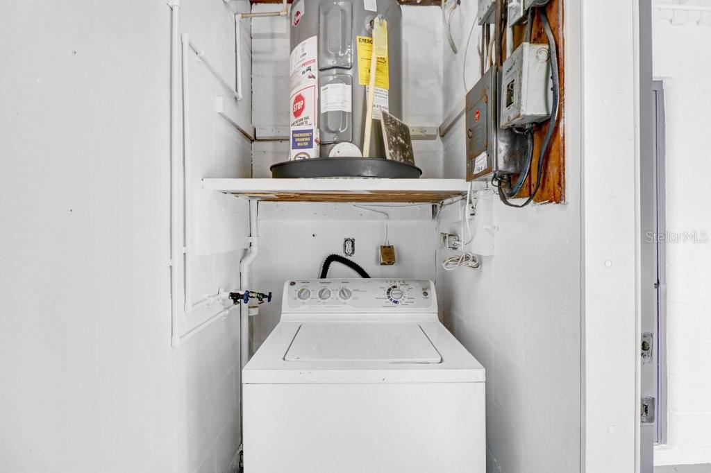 810 PATBUR AVE — photo 18