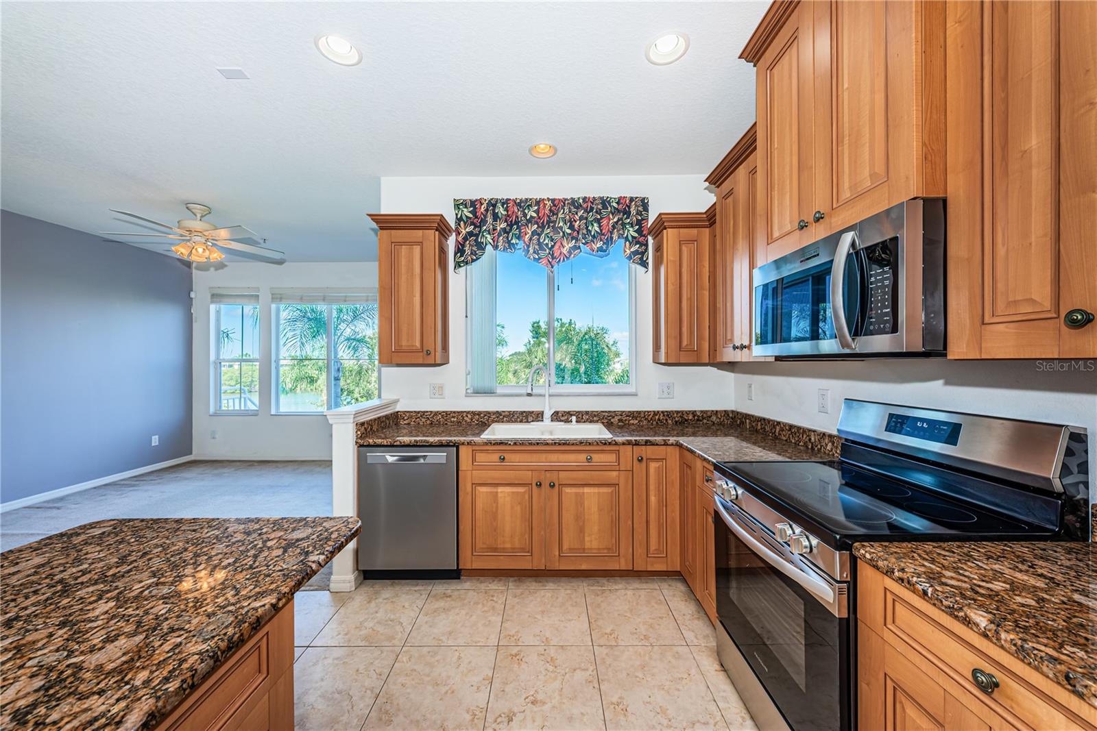 4324 SPINNAKER COVE LN — photo 20