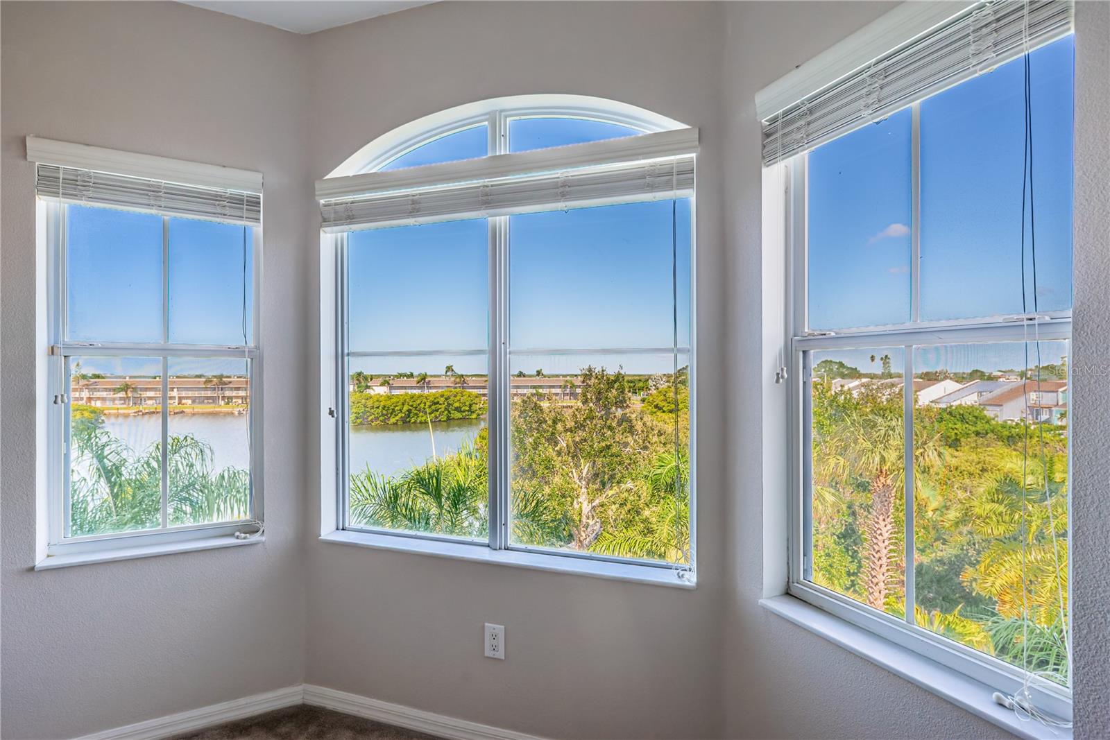 4324 SPINNAKER COVE LN — photo 44